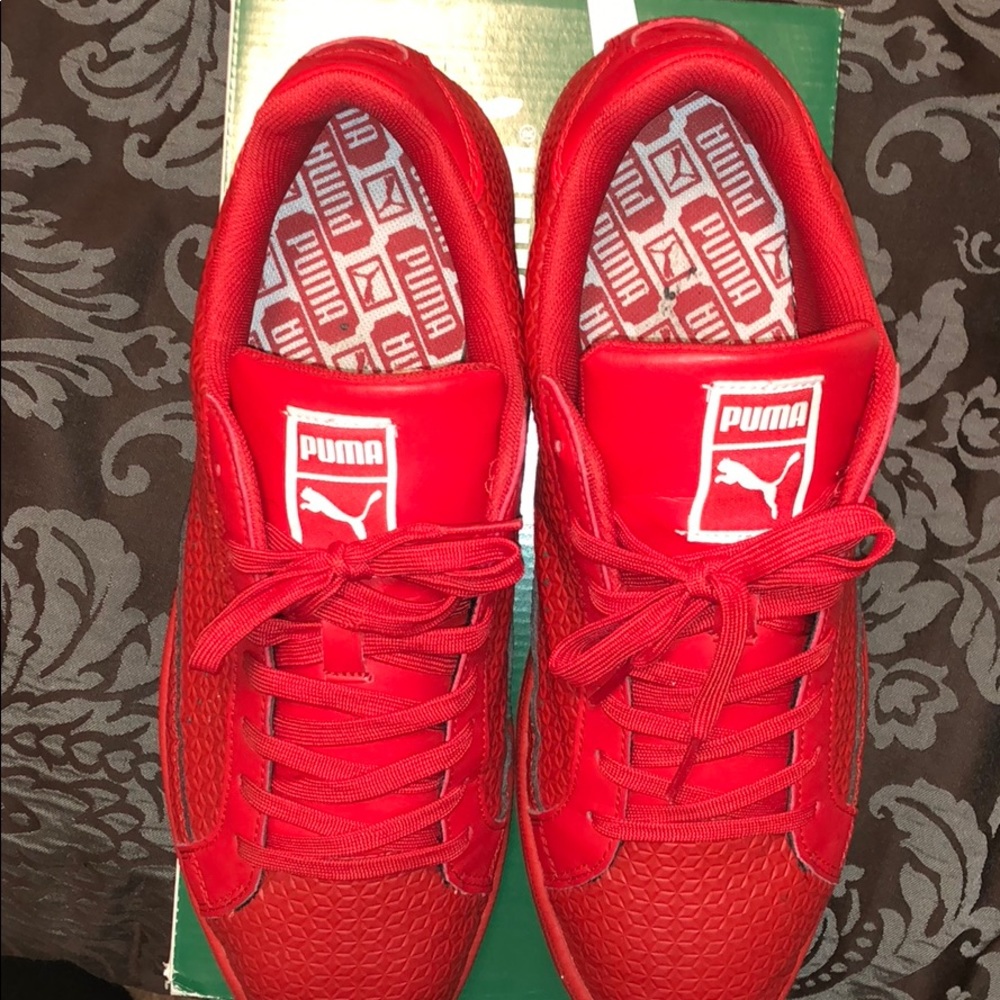 Red Match Emboss Puma - Picture 5 of 6